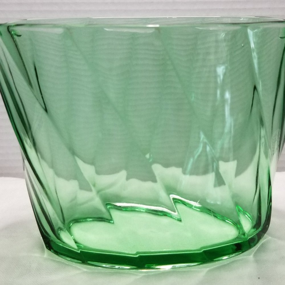 Vintage Heisey Glass Twist Moongleam Green Ice Bucket